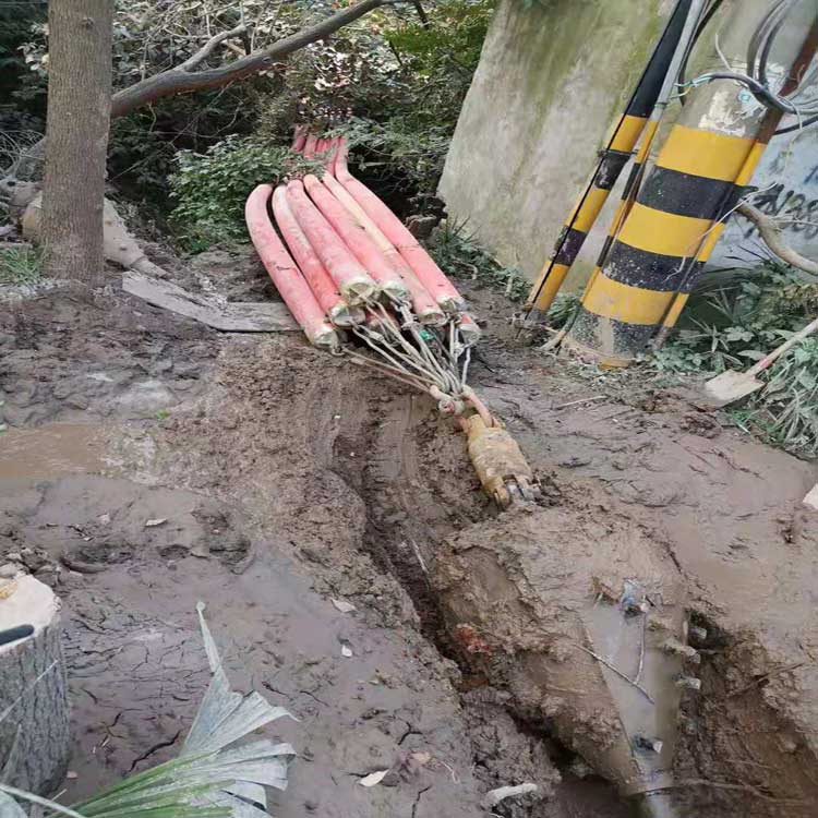 铜川拖拉管